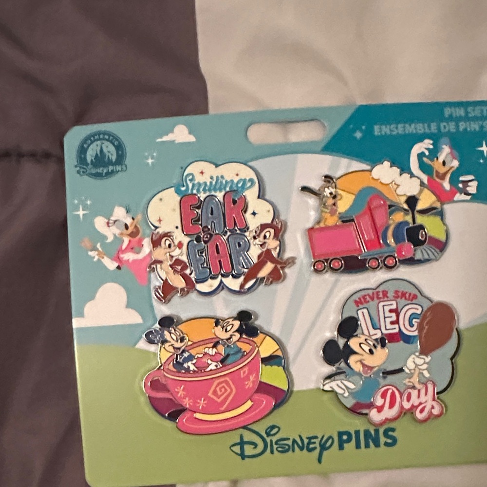 Disney Pins Set with Mickey and Friends - Red, Blue, Green BNWT